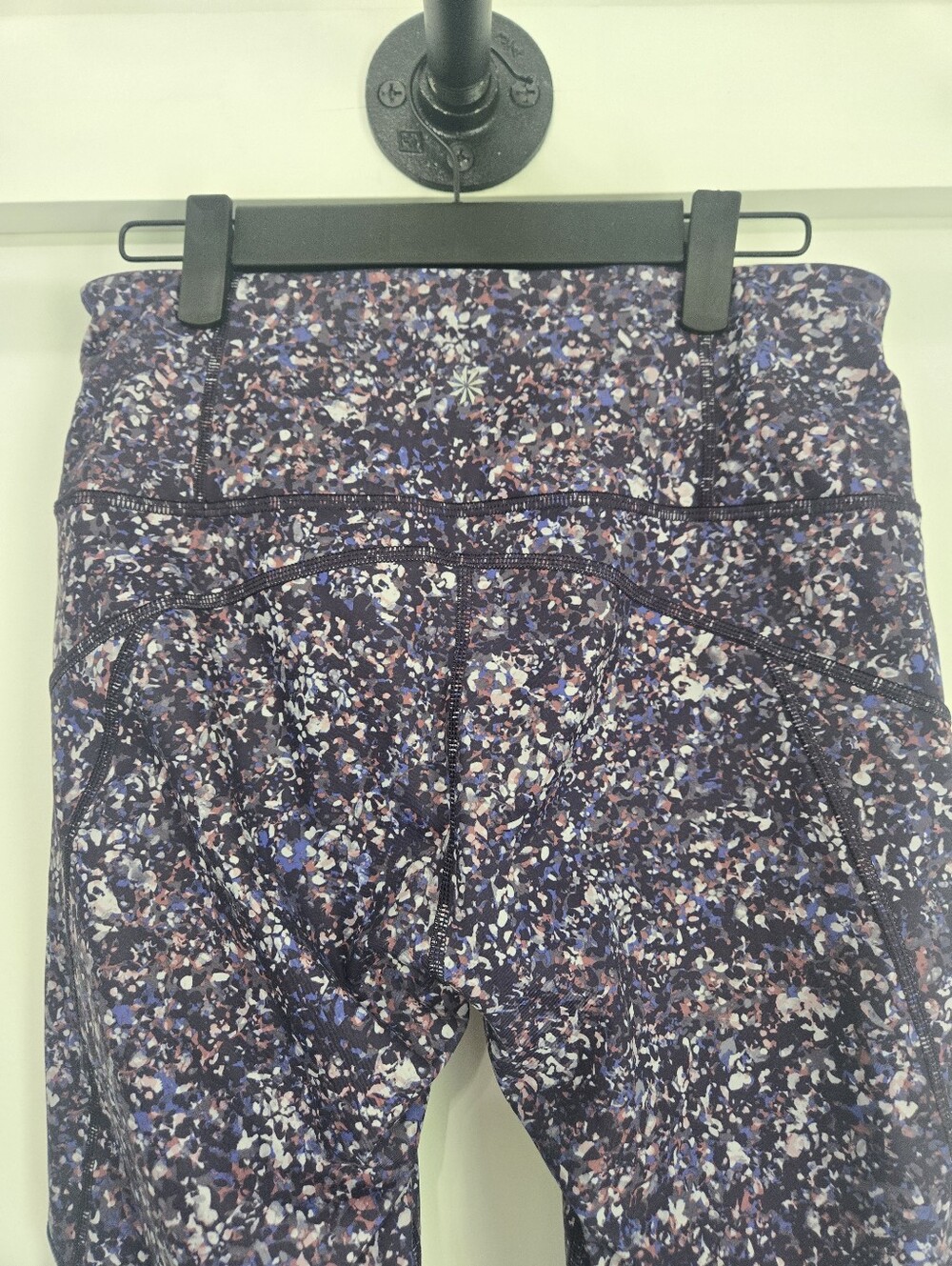 Athleta Rainier Printed Mesh Leggings Tight Purple Floral Pattern SMALL - Picture 4 of 5